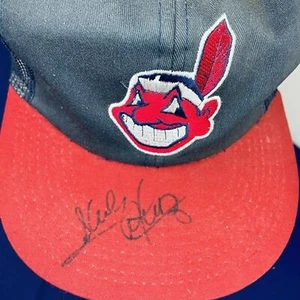 Cleveland Indians MLB Vintage Chief Wahoo Snapback Hat Signed Sandy Alomar Sr - Picture 1 of 7