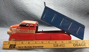 Original 1940's Wyandotte Pressed Steel Toy Dump Truck Red Blue Good Cond. - Picture 1 of 9