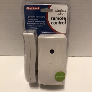 First Alert Wireless Indoor Remote Control Wall Outlet for Lamps Fans Decor NEW - Picture 1 of 2