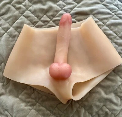 Consolador portátil realista con correa en pantalones silicona pene mujeres juguetes sexuales lesbianas Foto 1 de 4