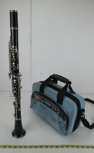 OLDS Bb Clarinet Serial Number 11701 Musical Instrument with Case SKU O - Picture 1 of 10