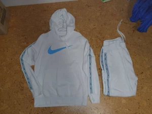 ungetragen: Nike Hoody Gr. S in weiß mit türkis (Sweatshirt, Kapuzenpullover) - Bild 1 von 2