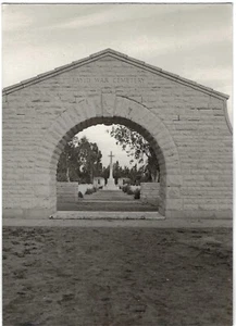 Cementerio de Guerra Fayid Suez Egipto Foto Original Yom Kippur Guerra FDI Israel 1973 - Imagen 1 de 2