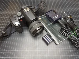 Leica V-Lux 1, 10,1 MP, TESTED, Digital Camera, DSLR, Body - Bild 1 von 8