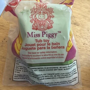 Vintage Jim Henson MUPPETS MISS PIGGY color changing #1 tub toy McDonalds 1995 - Picture 1 of 2