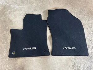 2016-2021 PRIUS CARPET FLOOR MATS PT919-47160-20 GENUINE TOYOTA Front 2 Only - Picture 1 of 3