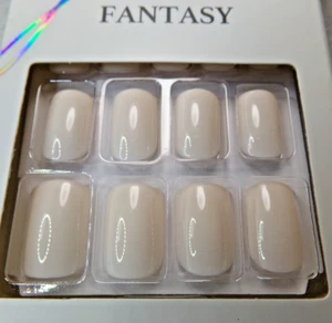 Kiss Nails Ivory White Glue On Short - Picture 1 of 3
