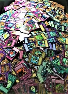 50 Bulk YuGiOh Cards Inc 10 Rares Genuine Konami - Imagen 1 de 1