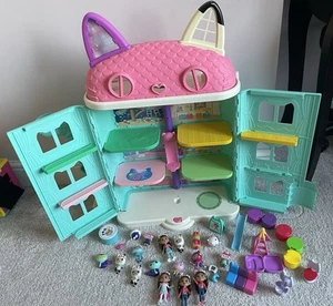 Gabby's Purrfect Dollhouse Playset,, Figures & Accessories - Picture 1 of 5
