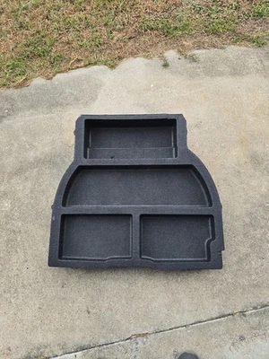 2012 Scion Xb 64993-12020 багажник задняя палуба напольное отделение для хранения Toyota (A - Изображение 1 из 4