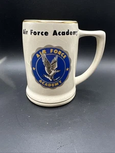 Tasse à bière US Air Force Academy logo bleu pierre café avec aigle 5" vintage 14 oz - Photo 1/5