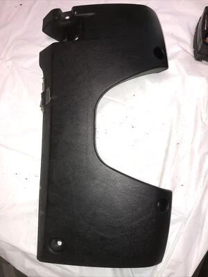 Mitsubishi Eclipse 2000-2005 salpicadero inferior LH panel plástico negro X6 Foto 1 de 4