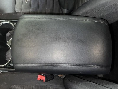 16 FORD EDGE Front Console LID/ARMREST ONLY BLACK SEL ONLY FT4Z5806024AC - Image 1 of 2