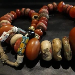 KYRA cord287- RARE Ancient Copal & Coral Beads - 13 to 49 mm dia -1800s-SAHARA - Picture 1 of 7