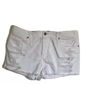 Forever 21 Women’s Shorts Distressed Ripped Frayed White Size 31 Waist - Picture 1 of 5