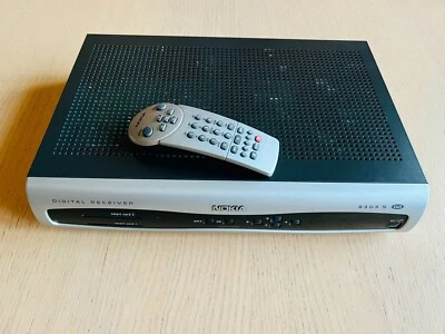 Nokia Digital Satellite Receiver 9303 S DVB - Decoder Gold Box + Telecomando - Immagine 1 di 4