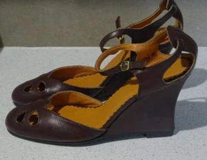 Brand New  JAG   "Molly"  Mary Jane Leather Wedge Heels - Brown -  Size 9 - Picture 1 of 7