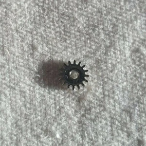 Tudor Caliber 1895 (AS Caliber 1895) Part Number 410 (Winding Pinion) - Picture 1 of 4