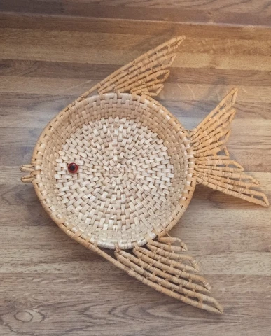 Vintage Wicker Ratan Woven Fish Shape Wall Decor Cover
