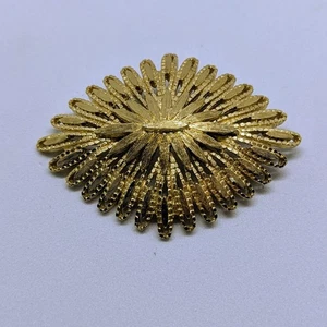 VTG Monet Goldtone Domed Openwork Starburst Diamond Shaped Pin Brooch - Picture 1 of 7