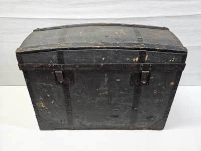 ALTER ÜBERSEEKOFFER - VINTAGE REISETRUHE - MILITÄR TRUHE KISTE UM 1850 - RETRO - Bild 1 von 4