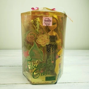 Bratz Flower Girlz Cloe 10” bambola moda vestita sigillata 2008 confezione usura - Foto 1 di 6