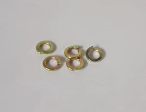 5x Federring M4 Vergleichsnummern N0120042 N0120041 lock ring split washer A4 B4 - Bild 1 von 2