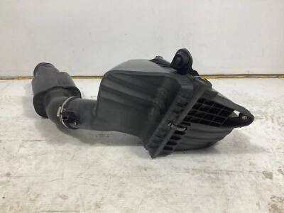 2011 - 2016 BMW 528I F10 Engine Air Filter Box 13717612014 OEM . - Image 1 of 4