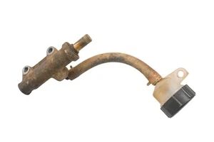 02 Polaris Trail Blazer 250 2x4 Rear Brake Master Cylinder - Picture 1 of 3