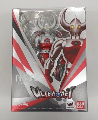 Figura de acción Ultra-Act Father of Ultra Bandai Foto 1 de 4