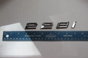Factory 2007-2012 BMW 228i emblem Free Shipping - Bild 1 von 4