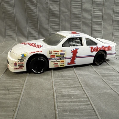Racing Champions Jeff Gordon 1:24 Scale #1 Baby Ruth - Image 1 of 4