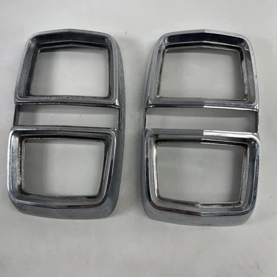 Biseles de luz trasera Ford Fairlane 1967 k3 Foto 1 de 4