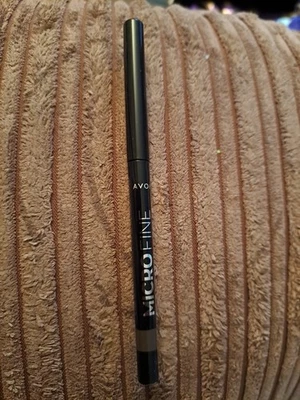 Avon - Microfine Brow Pencil - Brunette - Image 1 of 4