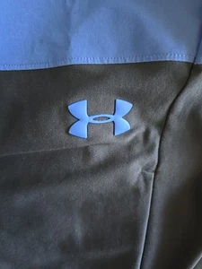 MEN'S BLUE 2 TONED UNDER ARMOUR M GOLF VEST LIGHTWEIGHT EXCELLENT CONDITION - Picture 1 of 5