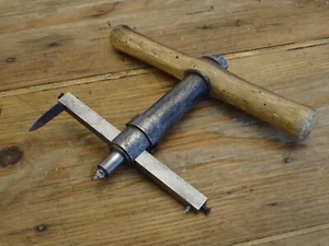Outil ancien coupe rondelle bourrelier cordonnier ? - Imagen 1 de 11