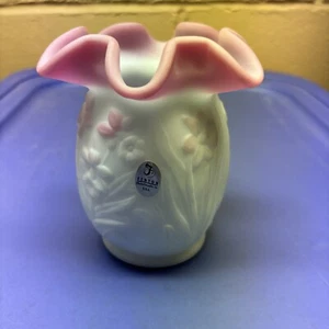 SEAN K FENTON Signed Vase Pink And Lavender Burmese Daffodil Vase - Size 5 x 4.5 - Picture 1 of 7