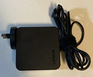 Original Lenovo 65 W Laptop Ac Adapter Charger 01FR145 - Picture 1 of 3