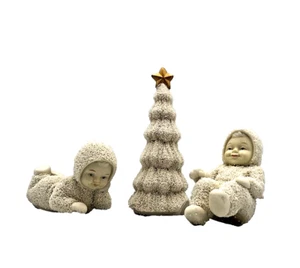 Snowbabies Frosty Christmas Pine Tree With Star on Top plus 2 Figures Dept 56  - Bild 1 von 12