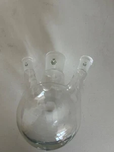 3 Halskolben Dreihalskolben 250 ml Borosilikatglas mit Schliffhülsen NS 14-29-14 - Bild 1 von 3