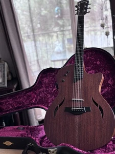 Taylor T5-C Acoustic/Electric Guitar w Taylor Hard Case (Excellent Condition) - Picture 1 of 10