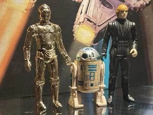 1977 C3PO R2 D2 and 1983 LUKE SKYWALKER JEDI KNIGHT Kenner Star Wars Original - Picture 1 of 6