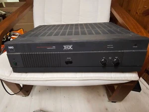NAD MONITOR SERIES 2400 POWER AMPLIFIER 100 WATTS/CHANEL - Picture 1 of 4