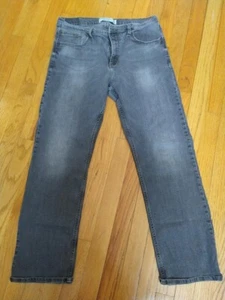 Mens Wrangler Straight Fit 5 Pocket Gray Jeans Pant Size 32/30 - Picture 1 of 8