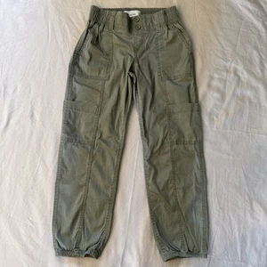 NWT Abercrombie Kids Green Pull On Jogger Pants Casual Activewear 7 / 8 - Picture 1 of 3