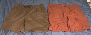 Men's Old Navy  Relaxed Fit Shorts 2 Pairs Size 34 - Picture 1 of 16