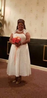 davids bridal wedding dress size 24 — 第 1/4 张图片