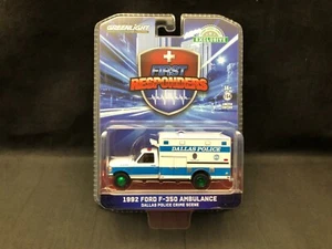 Greenlight First Responders - Dallas Police 1992 Ford F-350 Ambo 67065 **CHASE** - Picture 1 of 8