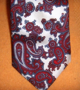 100% SILK MENS TIE 55 X 3" PAISLEY RED,BLUE,WHITE - Picture 1 of 1