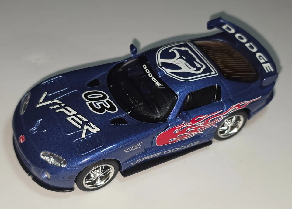 KINSMART 道奇 Viper GTS-R KT5039 压铸 1: 36 拉回带图形蓝色 — 第 1/3 张图片